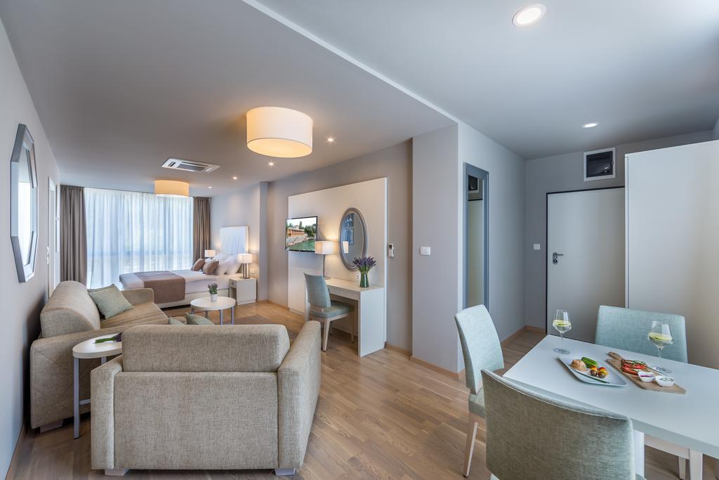 Apartments & Rooms Preelook オパティヤ エクステリア 写真